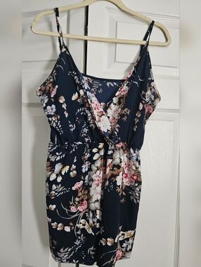 SHEIN Navy Floral Surplice Jumpsuit Romper